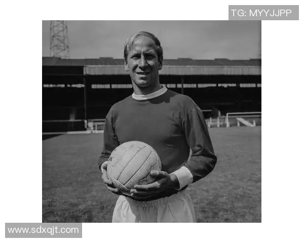 足球球星背后30号球衣的传奇人物与经典时刻揭秘